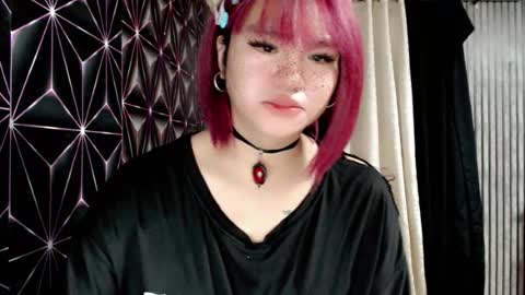 Snapshot of queen_elicktra chatting on July 12, 11:18 pm JOY online show from July 12, 11:18 pm