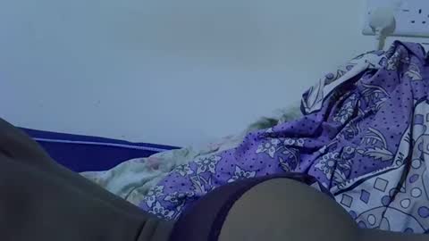 Snapshot of queen_fantacy chatting on February 4, 6:52 am queen_fantacy online show from February 4, 6:52 am