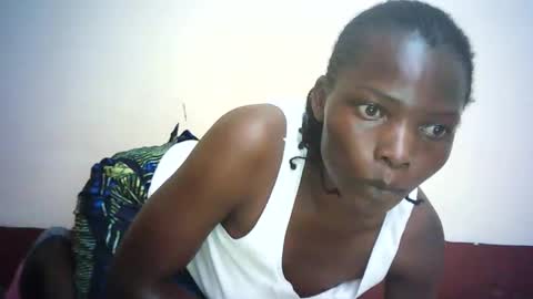 Snapshot of queen_joan chatting on February 2, 2:13 pm queen_joan online show from February 2, 2:13 pm