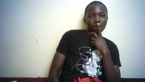 Snapshot of queen_joan chatting on February 11, 12:58 pm queen_joan online show from February 11, 12:58 pm