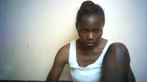 Snapshot of queen_joan chatting on February 25, 11:41 am queen_joan online show from February 25, 11:41 am