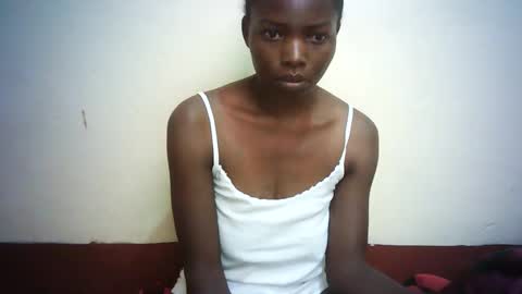 Snapshot of queen_joan chatting on February 27, 2:00 pm queen_joan online show from February 27, 2:00 pm