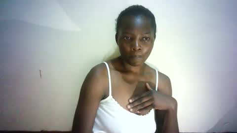 Snapshot of queen_joan chatting on February 27, 5:04 pm queen_joan online show from February 27, 5:04 pm