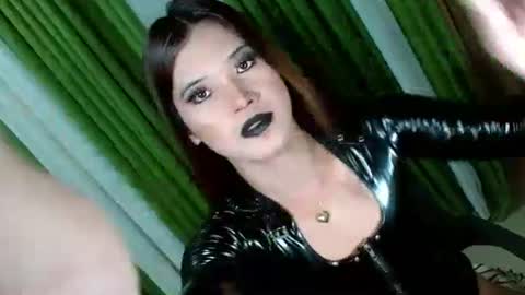 Kendal  online here from 6am-3pm philippine time online show from September 10, 10:54 pm