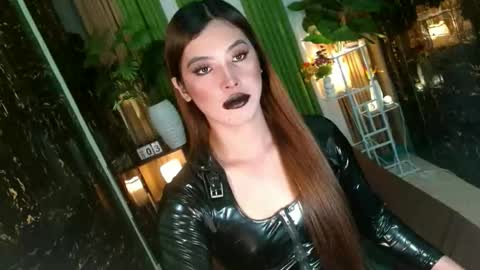 Kendal  online here from 6am-3pm philippine time online show from December 3, 12:29 am