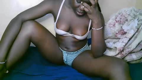 queen_latasha online show from December 5, 8:38 pm