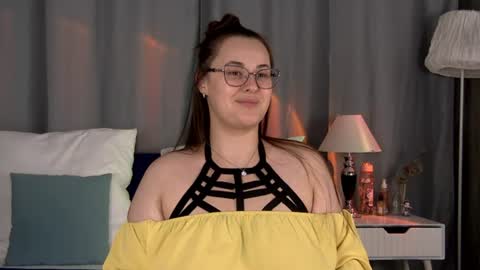 Monica online show from July 23, 6:17 pm