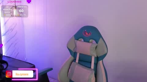   online show from September 9, 11:10 am