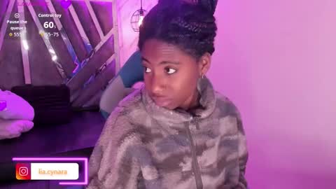   online show from October 5, 12:14 pm