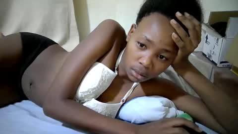 queen_slender online show from May 29, 7:17 am