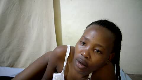 queen_slender online show from June 12, 7:24 pm