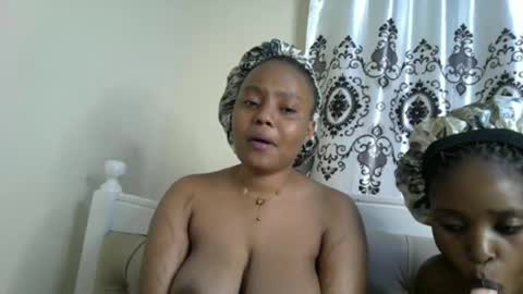 queen online show from January 9, 2:36 am