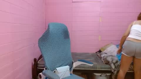 queen online show from October 19, 11:11 am