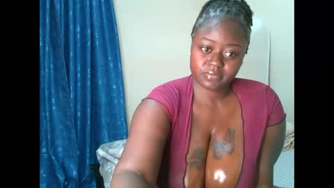 queenboobs254 online show from June 5, 4:52 am