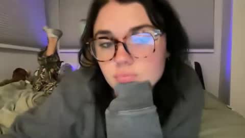 Cassidy online show from November 20, 6:46 am