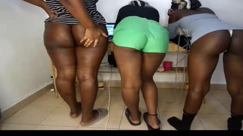 Nina online show from March 21, 8:19 am