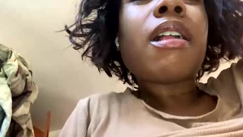 Kourtney online show from September 14, 3:44 pm