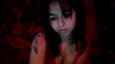 Snapshot of queenmarcy666 chatting on December 12, 12:55 pm Marceline VQueen online show from December 12, 12:55 pm