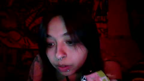 Snapshot of queenmarcy666 chatting on December 31, 6:59 am Marceline VQueen online show from December 31, 6:59 am