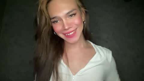 QUEEN online show from November 3, 9:59 pm