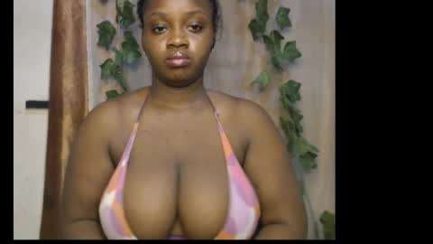 Zoey online show from March 12, 7:36 am