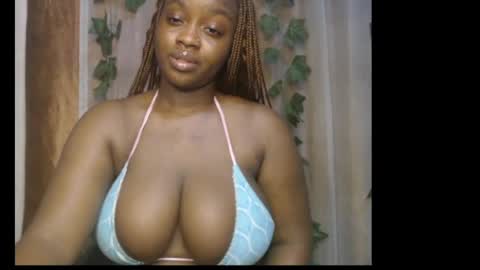 Zoey online show from April 12, 8:52 am