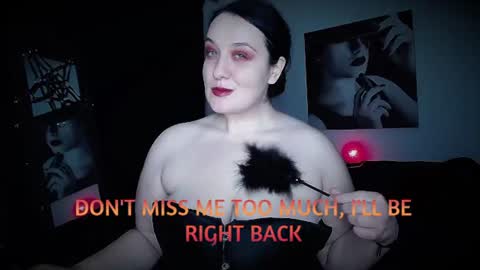 Snapshot of queenofhaze chatting on June 25, 11:09 pm you may simply address Me with Your Grace online show from June 25, 11:09 pm