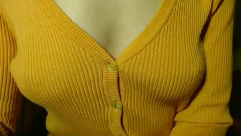 queenoftenderness online show from March 22, 8:01 pm