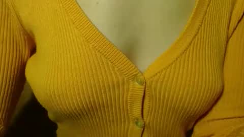 queenoftenderness online show from April 14, 6:25 pm