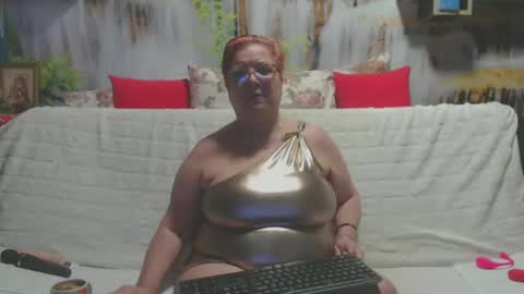 QueenPammy online show from February 9, 6:22 am