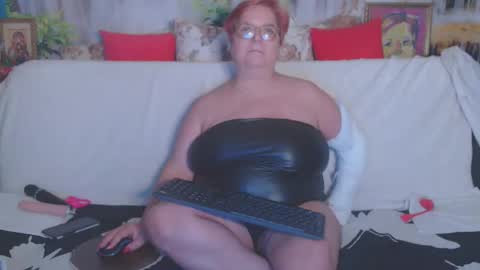 QueenPammy online show from February 28, 2:09 pm
