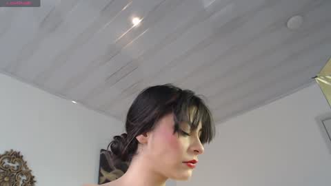 Snapshot of queenpink777 chatting on January 3, 12:52 pm Rose online show from January 3, 12:52 pm