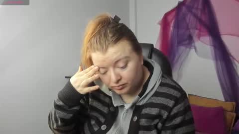 Snapshot of queensami7 chatting on November 5, 12:27 pm Samantha online show from November 5, 12:27 pm