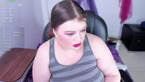 Snapshot of queensami7 chatting on April 23, 8:44 pm Samantha online show from April 23, 8:44 pm