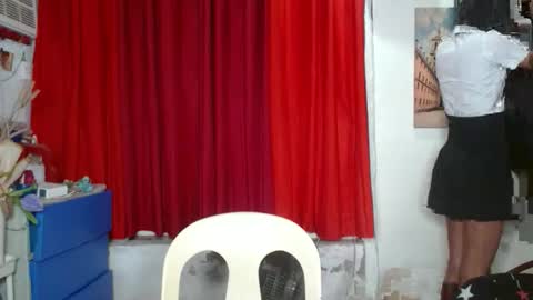 queensteffi online show from December 4, 10:07 pm