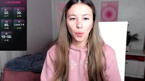 Snapshot of queitsharm_ chatting on February 26, 8:13 am Anna online show from February 26, 8:13 am