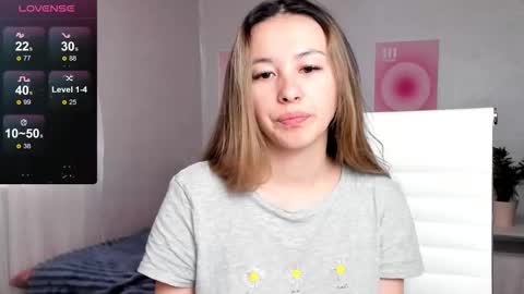 Snapshot of queitsharm_ chatting on February 28, 6:36 am Anna online show from February 28, 6:36 am