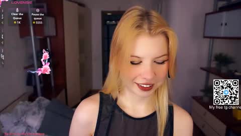 Tate online show from September 19, 4:25 am