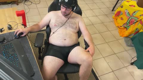 Snapshot of quentin1001 chatting on September 11, 11:43 am Quentin online show from September 11, 11:43 am