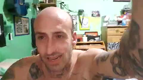 quentinreloaded online show from February 19, 12:28 am