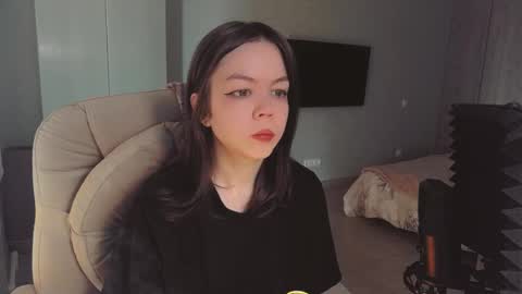quietluxury online show from May 21, 1:07 pm
