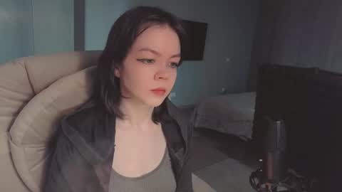 quietluxury online show from July 8, 12:31 pm