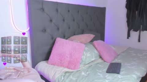    online show from March 4, 11:33 pm