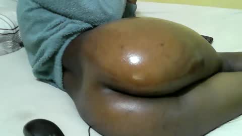 quincy joy11 online show from February 8, 5:44 am