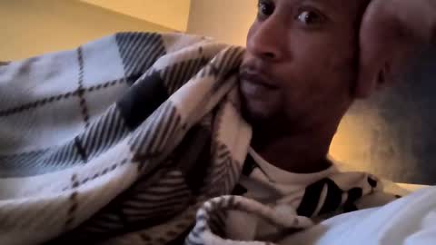 Snapshot of quindre chatting on November 8, 1:22 pm quindre online show from November 8, 1:22 pm