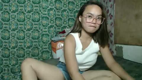 Quinne online show from April 21, 11:27 am