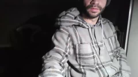 Snapshot of quinsanre chatting on January 15, 11:19 pm Bones online show from January 15, 11:19 pm