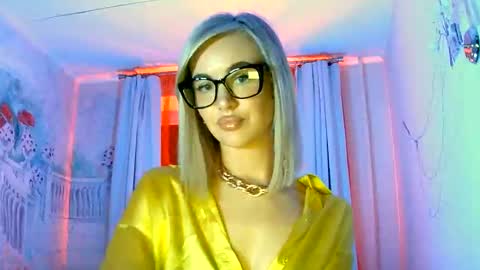 qusi28 online show from February 10, 6:13 pm