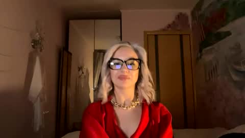 qusi28 online show from February 16, 12:19 am