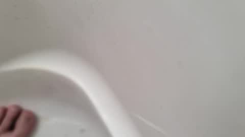 Snapshot of qwartz0623 chatting on January 11, 2:22 pm qwartz0623 online show from January 11, 2:22 pm